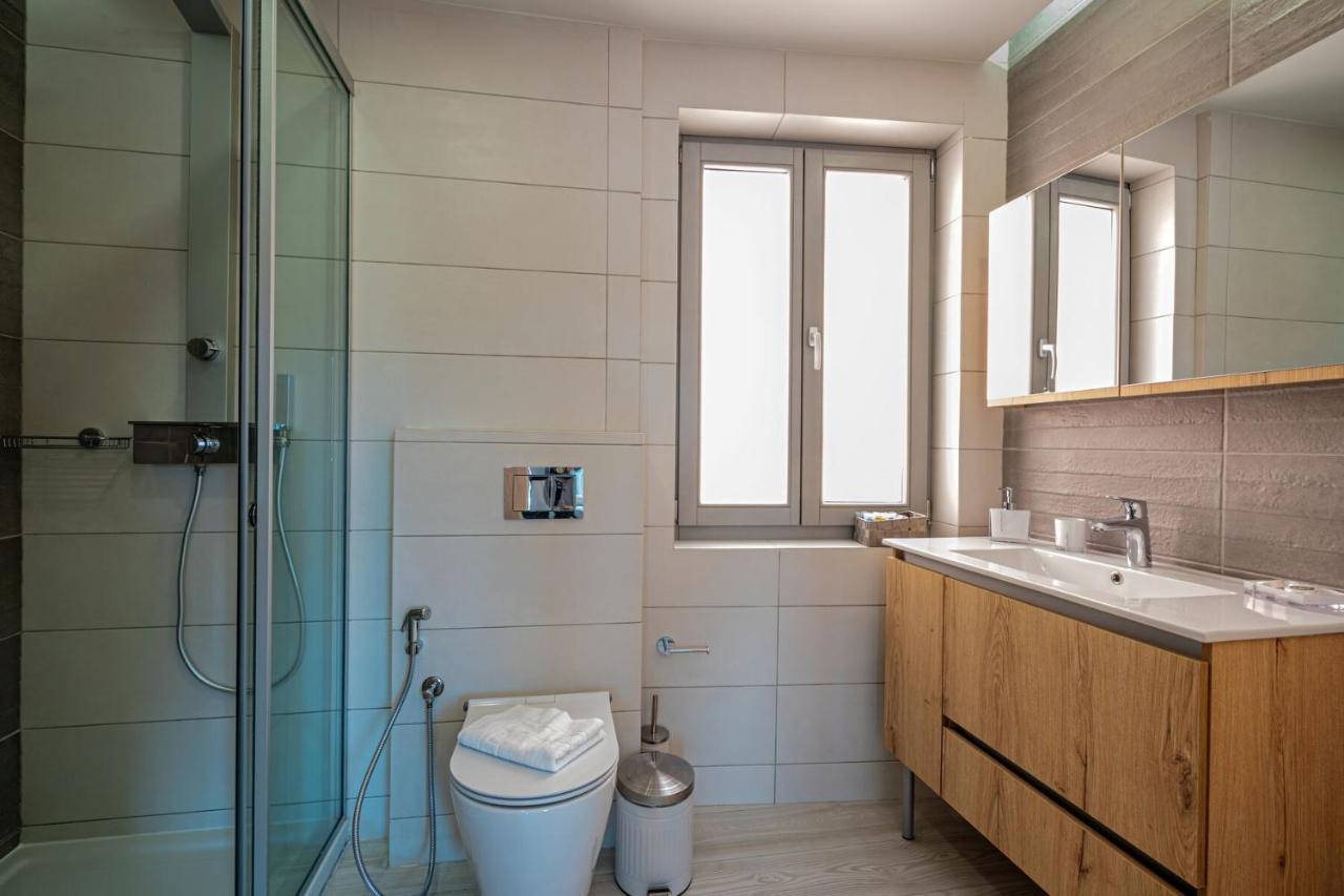 White&Gray Apartment 罗希姆诺 外观 照片